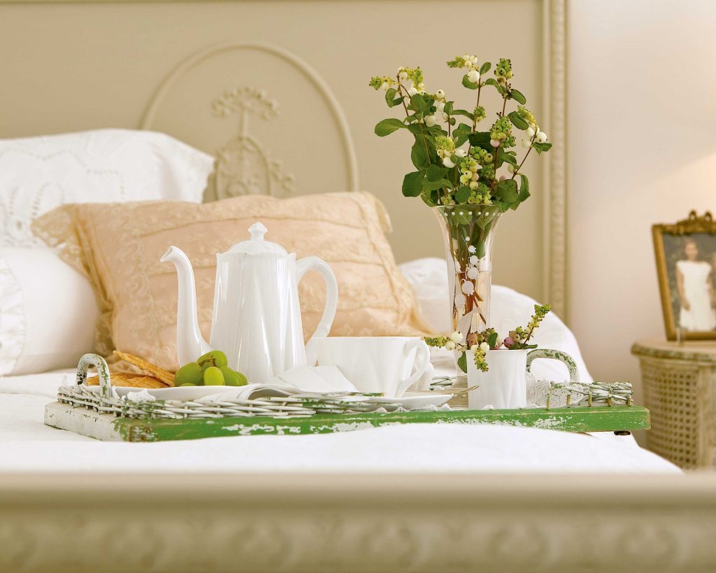 white and green hospitality tray